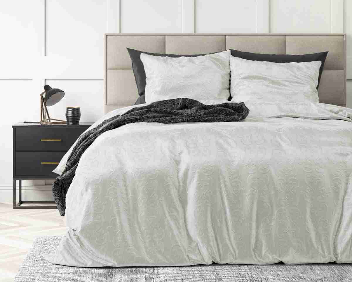 Sleeptime Embossed Velvet Sultan Wit