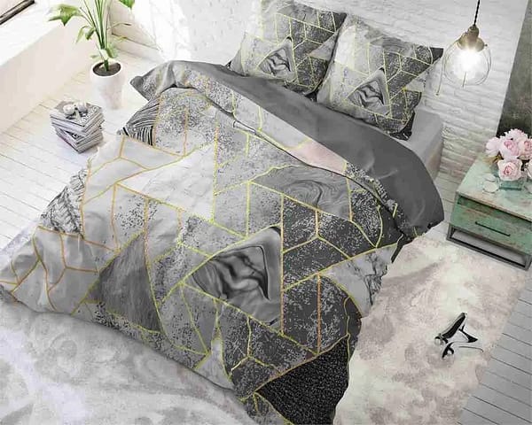 Dreamhouse Luxury Triangle Grey